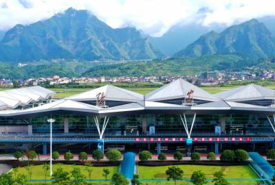 3月30日起！張家界機(jī)場(chǎng)夏秋航班時(shí)刻正式生效！美麗張家界，即將迎來(lái)旺季！