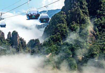 莽山五指峰漫游指南：踏云尋峰，探秘南嶺秘境